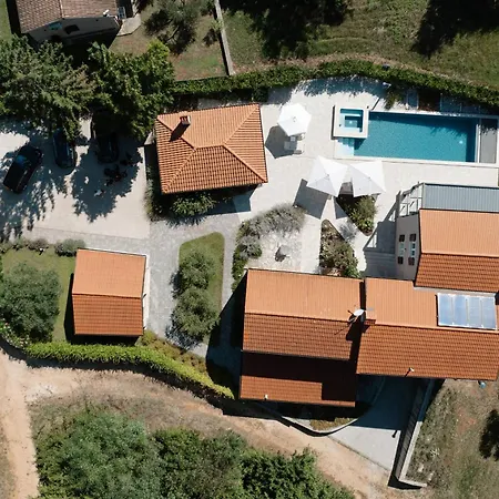 Villa D