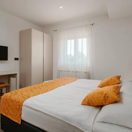 D Villa